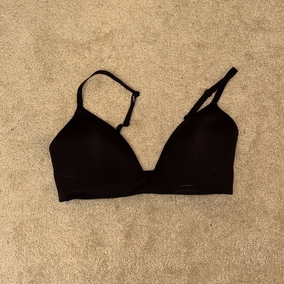 SKIMS Black Lightly Lined T Shirt Seamless Bra - Picture 2 of 3